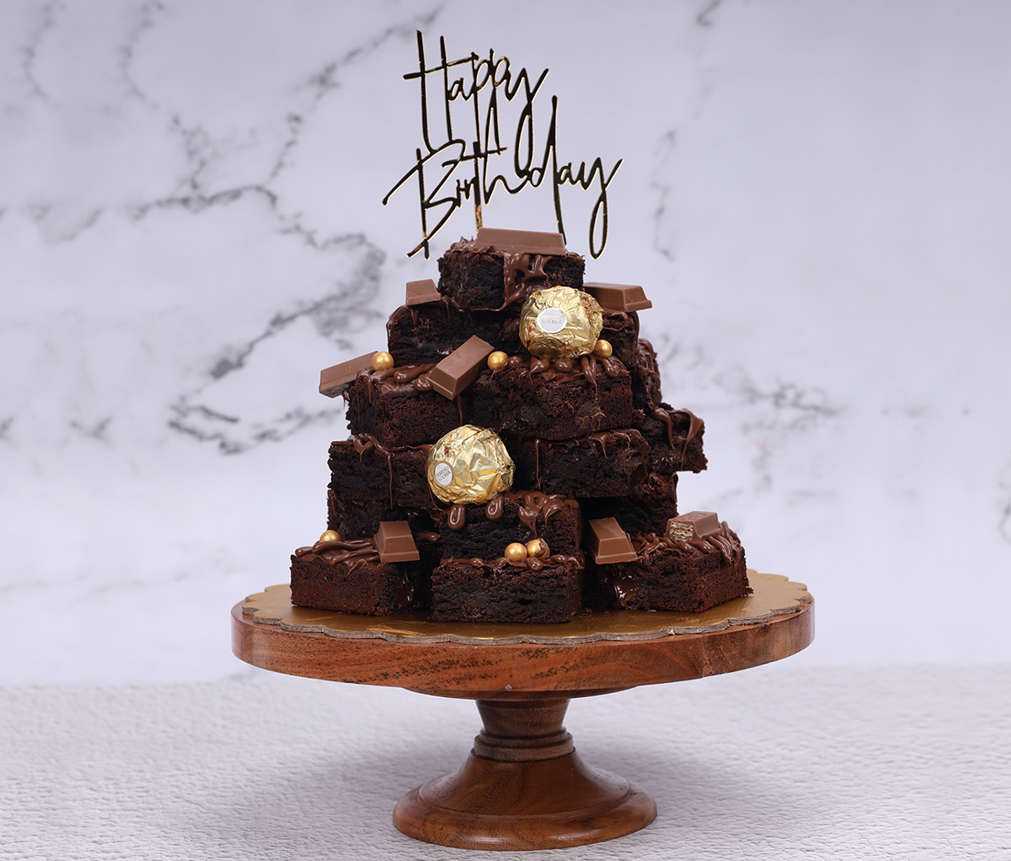 Order Eggless Walnut Brownie Online at Best Prices in India | Theobroma